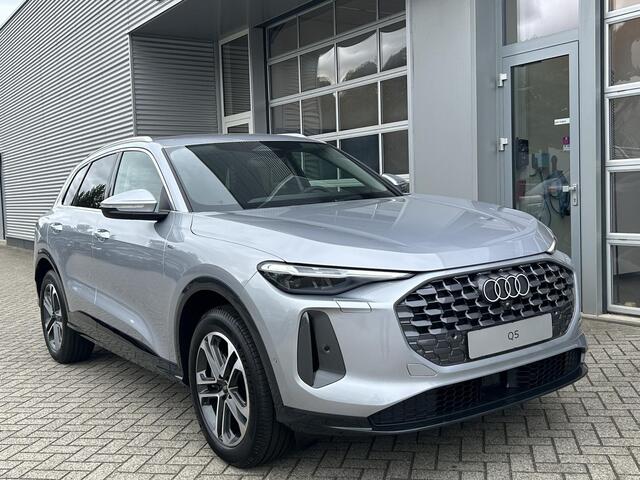 Audi Q5 Advanced edition 2.0 TFSI e 220 kW / 299 PK SUV 7 | Elektrische Stoelen | Dodehoek Assistent | Trekhaak | Bijrijdersscherm | Leder Zwart | Sfeerverlichting |