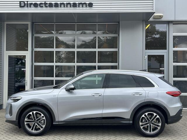 Audi Q5 Advanced edition 2.0 TFSI e 220 kW / 299 PK SUV 7 | Elektrische Stoelen | Dodehoek Assistent | Trekhaak | Bijrijdersscherm | Leder Zwart | Sfeerverlichting |