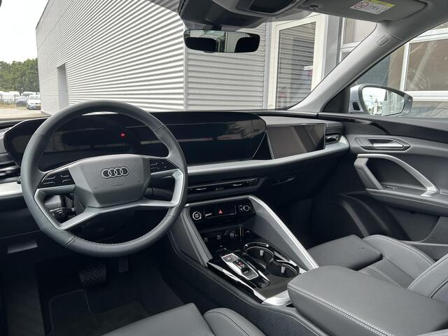 Audi Q5 Advanced edition 2.0 TFSI e 220 kW / 299 PK SUV 7 | Elektrische Stoelen | Dodehoek Assistent | Trekhaak | Bijrijdersscherm | Leder Zwart | Sfeerverlichting |