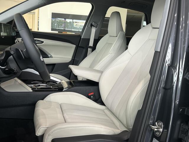 Audi Q5 Advanced edition 2.0 TFSI e 220 kW / 299 PK SUV 7 Trekhaak | Adaptieve Cruise Control | Camera | Beige Leder | Stoelverkoeling | Panoramadak |