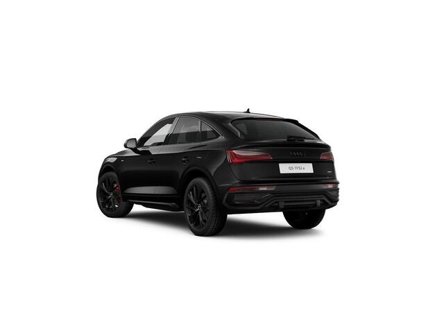 Audi Q5 Sportback S edition Competition 50 TFSI e 299 PK · Assistentiepakket Tour · Bang & Olufsen premium 3d · Glazen panoramadak · Audi Sport rode stiksels