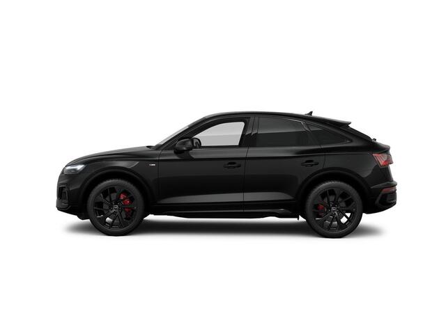 Audi Q5 Sportback S edition Competition 50 TFSI e 299 PK · Assistentiepakket Tour · Bang & Olufsen premium 3d · Glazen panoramadak · Audi Sport rode stiksels
