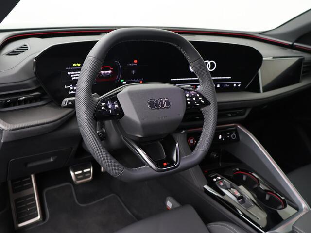 Audi Q5 Sportback 2.0 TFSI e-hybrid quattro S edition Competition | Trekhaak | Luchtvering | Panoramadak | Sfeerverlichting | Matrix | Elektrische Stoelen | Stoelverwarming achter |