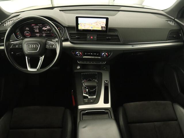 Audi Q5 2.0 TFSI quattro Launch Edition | Trekhaak | Head-Up | 360 Camera | Adaptive cruise | Matrix LED | Achterbankverwarming | Carplay | Memory | Virtual Cockpit | Navigatie | Sportstoelen