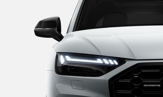 Audi Q5 50 TFSI e S Edition 299pk | Leder | Pano | 360Cam | Trekhaak | 20 inch | Tour/City/Parking Pack | HomeLink | Optiek Zwart | S Line | Keyless | Parkeerassist | Navi | CarPlay |