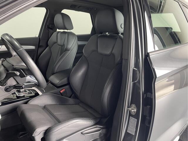 Audi Q5 50 TFSI e S edition Automaat / Panorama dak / trekhaak