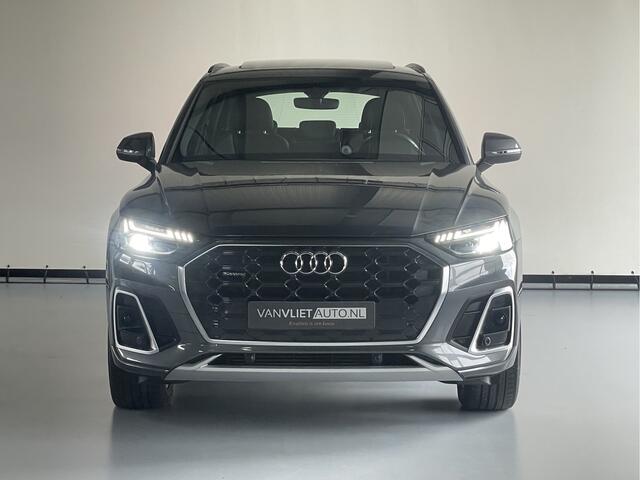 Audi Q5 50 TFSI e S edition Automaat / Panorama dak / trekhaak