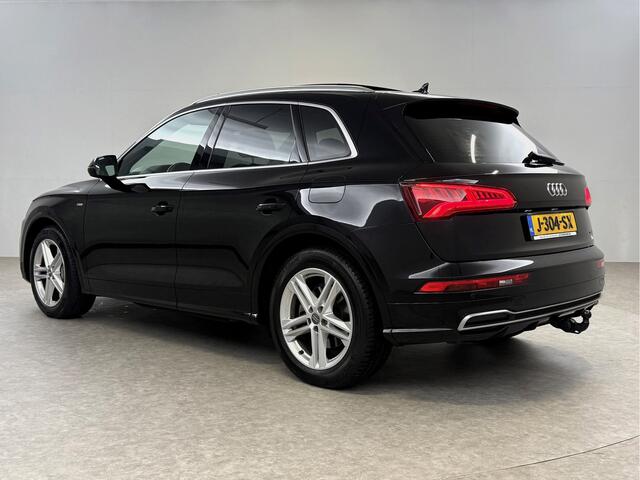 Audi Q5 50 TFSI e Quattro S-line | Pano | Luchtvering | Memory | Sfeerverl. | Trekh. | Carplay | Parkeersens. | Keyless | NAP
