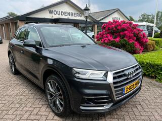 audi-q5-q5-50-tfsie-q-2-x-s-line,-p