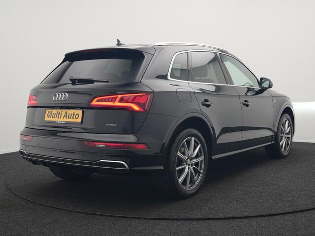 Audi Q5 50 TFSI e quattro S Line Plug In Hybrid 300pk Dealer O.H PHEV | Camera | Keyless | Sportstoelen Verwarmd | S Sportstuur | Navigatie Plus | Apple Carplay | Virtual | DAB | 20"L.M |