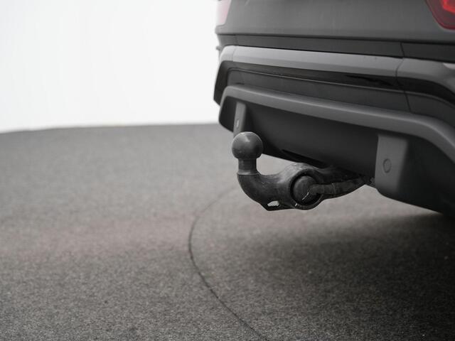 Audi Q5 Sportback 55 TFSI e 367 pk S-tronic S edition Competition / S-Line | Panoramadak | Trekhaak | Luchtvering | Rondomzicht camera | Bang & Olufsen