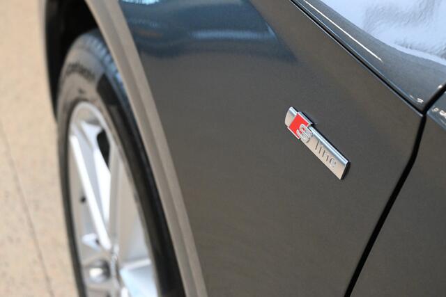 Audi Q5 55 TFSIe 367pk quattro Competition | Luchtvering | Leder | Trekhaak | 100% (Dealer) onderhouden label