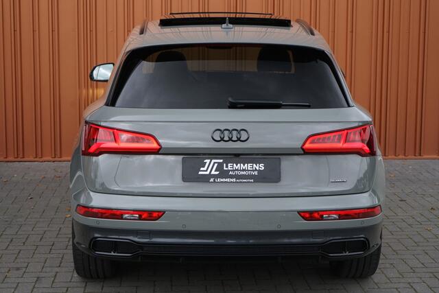 Audi Q5 55 TFSI e Competition 367PK Quattro Panodak S-Stoelen Luchtv ACC Head up 360camera