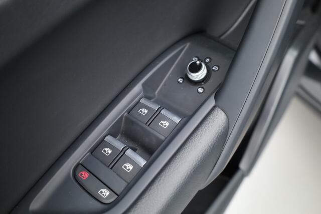 Audi Q5 Sportback 50 TFSI e S edition | Pano | Matrix LED | Adapt. Cruise | Camera | 20'' | Elek. Trekhaak | Apple CarPlay