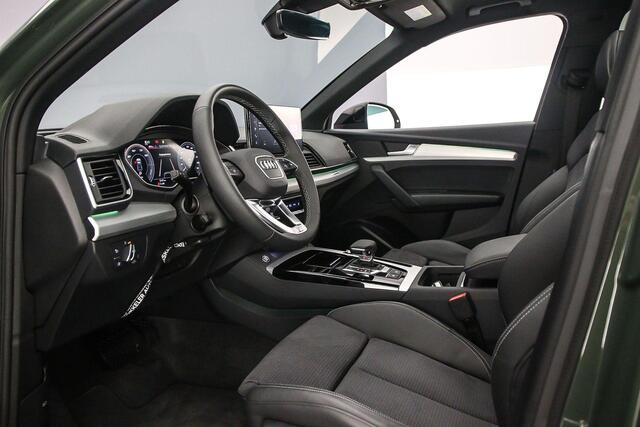 Audi Q5 55 TFSI e 367pk Comp | Pano | Tour Pack | Trekhaak | 21 inch | S Line | Elek Stoel | Stuurverwarming | Voorruitverwarming | Optiek Zwart |