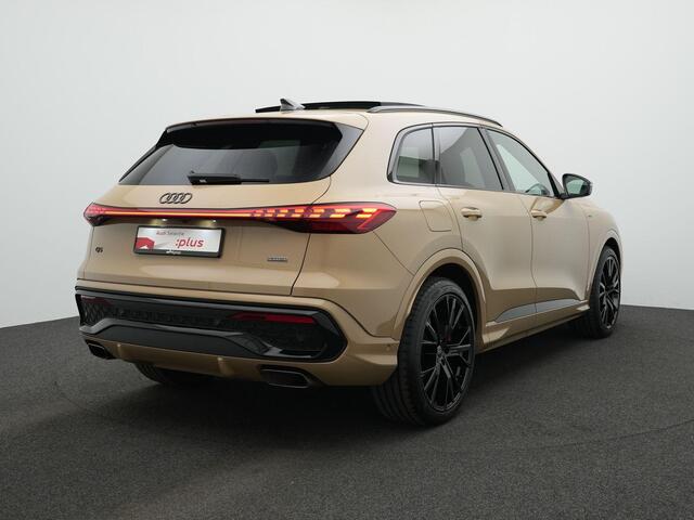 Audi Q5 2.0 TFSI e-hybrid 367 pk S-tronic quattro S edition Competition / S-Line | Panoramadak | Trekhaak | Luchtvering | Twinleder | 360 camera | Bang & Olufsen