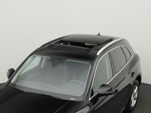 Audi Q5 50 TFSI e 299 pk S-tronic Advanced edition | Panoramadak | Trekhaak | Achteruitrijcamera | Navigatie | Stoelverwarming
