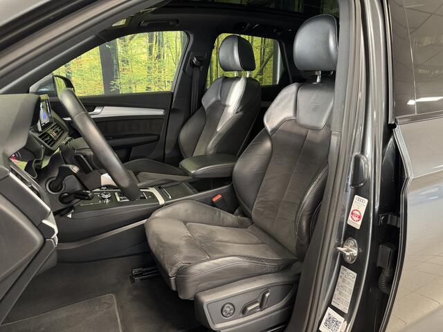 Audi Q5 3.0 TDI quattro Sport S Line Black Edition | 286 PK! | Panoramadak | Adaptieve Cruise Control | Lane Assist | Elektrische Trekhaak | Camera | DAB | Navigatie | 20" Lichtmetaal |