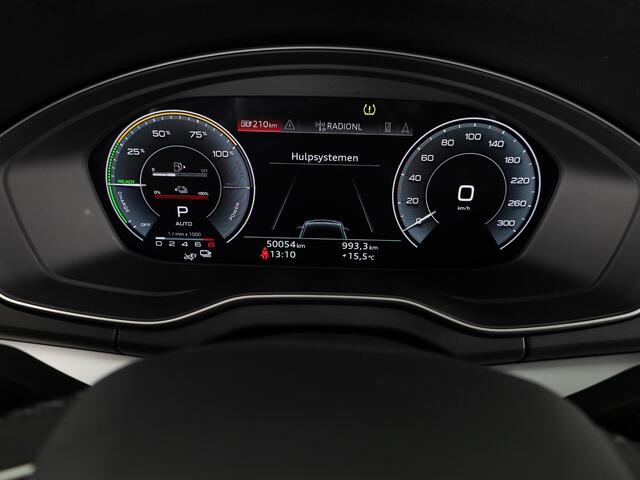 Audi Q5 50 TFSI e S edition Competition 299pk | Adaptieve cruise controle | Stoelverwarming | 21 inch Lichtmetalen velgen | Navigatie