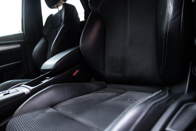 Audi Q5 55 TFSI PHEV S Line | Quattro | Camera | Stoelverwarming |