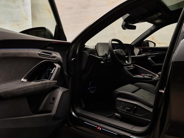 Audi Q5 Sportback E-Hybrid Quattro S Edition Competition, B&O, pano, trk. haak, 21", luchtv., matrix-LED, OLED, memory, keyless, HUD, ACC, privacy