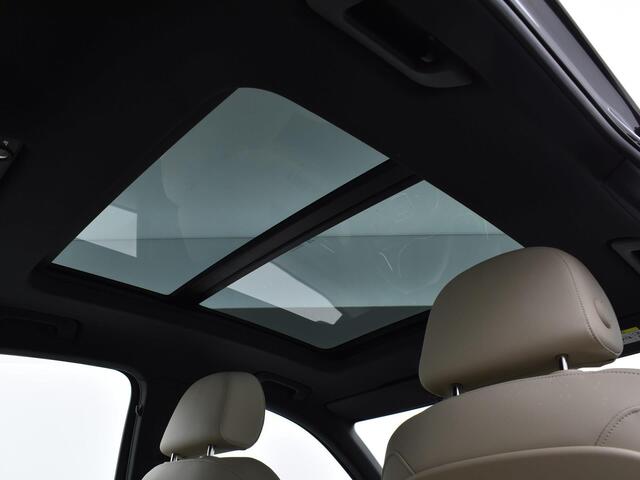 Audi Q5 Sportback Advanced edition 50 TFSI e 220 kW/299 PK · Luchtvering · Glazen panoramadak · Ass. pakket City + Tour · Lederen bekleding