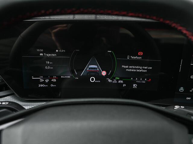 Audi Q5 Sportback 2.0 TFSI e-hybrid quattro S edition Competition 368pk | Luchtvering S-Seats | Panoramadak | Trekhaak | Digital Oled | Adaptive Cruise | Tech Plus | 360 Camera | Memory | Ambiance interieur |