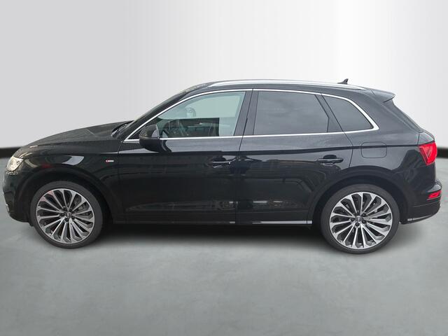Audi Q5 55 TFSI e Quattro Competition / 05-2026 VERWACHT / B&O / Head-Up Display / Pano