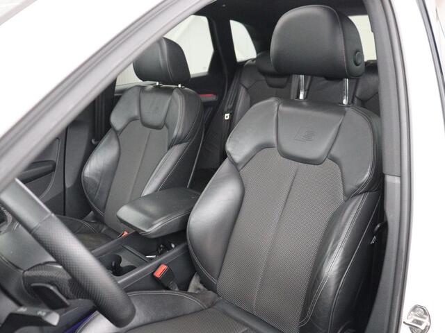 Audi Q5 2.0 TFSI S line | Panoramadak | Stoelverwarming | Virtual Cockpit | Camera | Carplay | Keyless | Side Assist | Full LED | Navigatie | Half leder | Sportstoelen | Parkeerhulp | Cruise control
