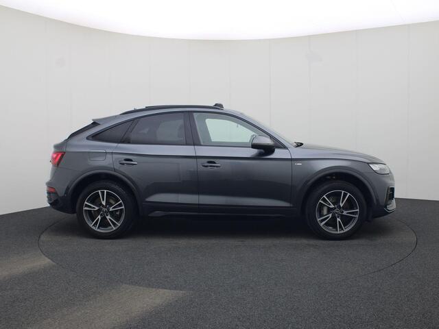 Audi Q5 Sportback 50 TFSIe 220kW/299PK S Line · Panorama dak · Trekhaak · 360°Camera · Head Up display
