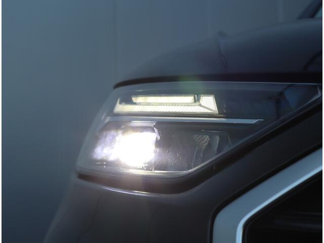 Audi Q5 50 TFSI e S-line | Luchtvering | Trekhaak | Camera | Virtual | ACC