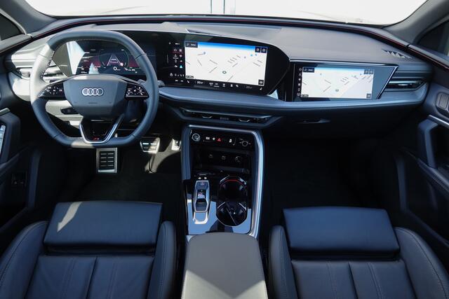 Audi Q5 e-hybrid 367Pk | Plug In Hybride | Quattro | S-Line | MMI Bijrijdersdisplay | Tech Plus | 360° Camera | Trekhaak | 21'' | Tambora Grey