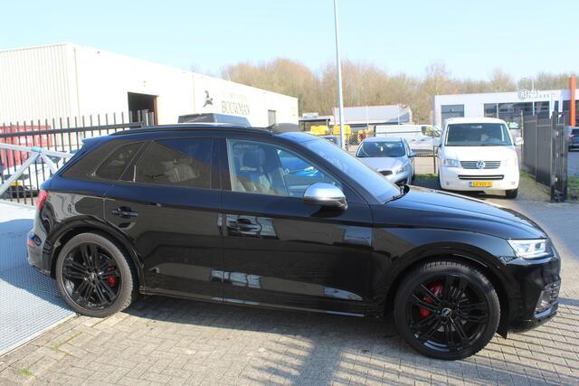 Audi Q5 3.0 TFSI SQ5 Quattro Dealeronderhouden/Panoramadak/Head-up display/Digital dashboard/Adaptieve cruise control/Adaptief onderstel/Sfeerverlichting/Achteruitrijcamera/Dodehoeksdetectie/Climate control/Stoelverwarming voor+achter/Stoelverkoeling voor/Navigat
