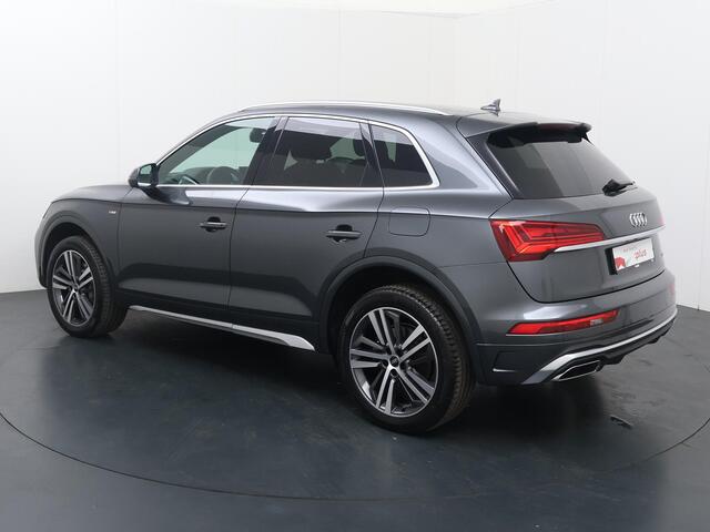 Audi Q5 50 TFSI e S edition | 299 PK | SoH 100% | Adaptive cruise control | Dodehoek detectie | Climate control | S line | Achteruitrijcamera |