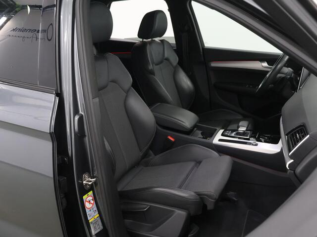 Audi Q5 40 TFSI S edition | Panoramadak | Sportstoelen | Virtual Cockpit | Navigatie | Camera | DAB | Stoelverwarming | Adaptieve Cruise Control | Ele. kofferdeksel | Ele.wegklapbare trekhaak | Ele.verstelbare stoel | Matrix LED | NL Auto |