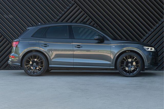 Audi Q5 55 TFSI e quattro S-Line ACC Pano Matrix 360 B&O Luchtv. Headup Ambient Trekhaak