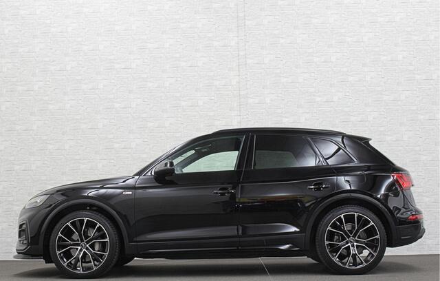 Audi Q5 50 TFSI e 300PK | Luchtvering | B&O Sound | Leder | Carbon | Sportstoelen | Carplay | Zwarte Hemel | Standkachel | Stoelverwarming | 3-Zone Clima | Black-Optic | Zonwering | Virtual Cockpit | LED | Autom. Achterklep | Bovag Garantie |