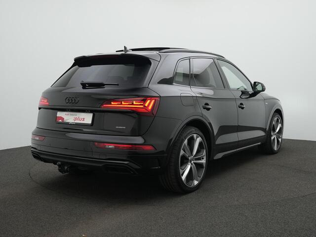 Audi Q5 55 TFSI e Quattro S edition Competition / S-Line | Panoramadak | Trekhaak | Luchtvering | Fijnnappa leder | Geheugenstoel | Head-up display | Matrix LED | Bang & Olufsen