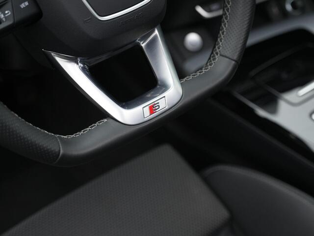 Audi Q5 Sportback 55 TFSI e S edition Competition / S-Line | Panoramadak | Matrix LED | Achteruitrijcamera | Stoelverwarming