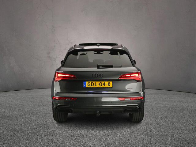 Audi Q5 55 TFSI e S edition | Trekhaak | Apple/Android Play | Adaptive Cruise | 360 Camera | Matrix | Panorama Dak | Bang & Olufsen Audio | Tour pakket | Assistentie pakket Parking |