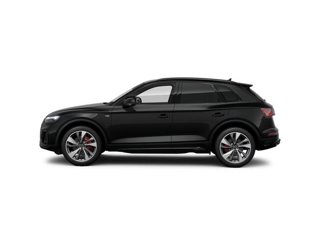 Audi Q5 50 TFSI e S edition Competition 299pk | Komt begin juni binnen | Panoramadak | Head up Display | Trekhaak | B&O Audio | Elektrisch verstelbare voorstoelen