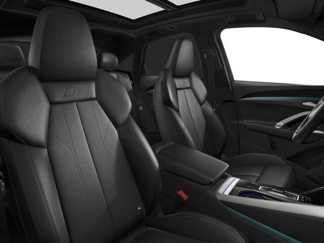 Audi Q5 Sportback 2.0 TFSI e-hybrid quattro S edition Competition 367 PK · Glazen panoramadak · MMI bijrijdersdisplay · B&O premium 3D