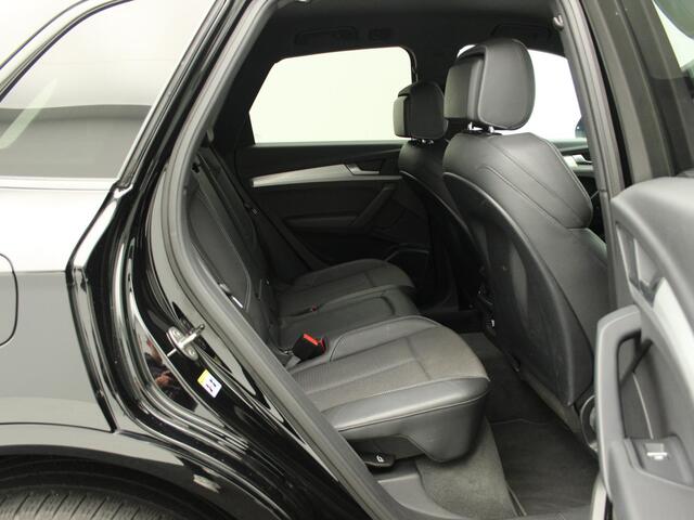 Audi Q5 55 TFSi e 367 Pk S Line Competition | Stoelverwarming | Adaptive Cruise | Bang & Olufsen | Trekhaak | Parkeersensoren | Climatronic | 21 Inch | 124.381 Km !!
