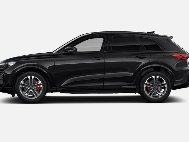 Audi Q5 2.0 TFSI e-hybrid quattro S edition 299 PK · Tech plus · MMI bijrijdersdisplay · Trekhaak elek. wegklapbaar