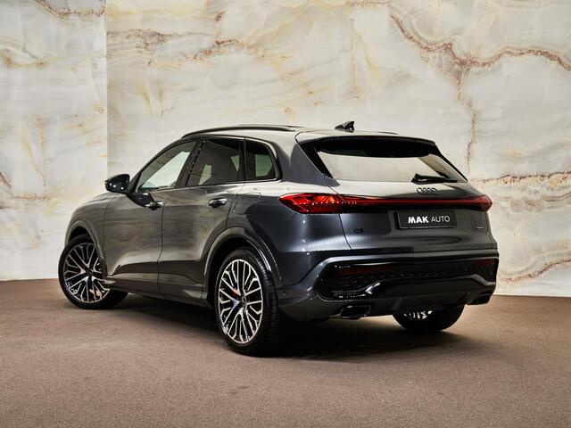 Audi Q5 E-Hybrid Quattro S Edition Competition, B&O, pano, trk. haak, 21", luchtv., matrix-LED, OLED, memory, keyless, HUD, ACC, privacy