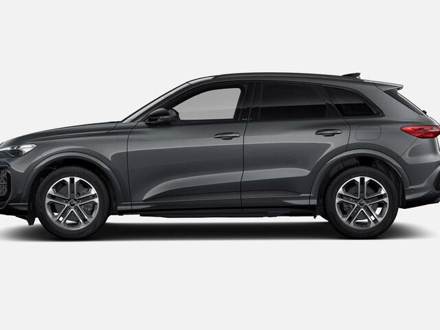 Audi Q5 2.0 TFSI e-hybrid quattro S edition 299 PK · Glazen panoramadak · Tech plus · Trekhaak elek. wegklapbaar
