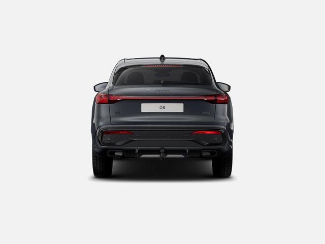 Audi Q5 Sportback 2.0 TFSI e-hybrid quattro S edition Competition 367 PK · Glazen panoramadak · Tech pro · B&O premium 3D
