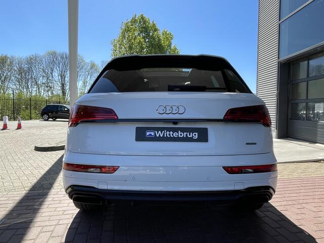 Audi Q5 50 TFSI e S edition / Panorama dak / Matrix Led / 19 Inch / Achteruitrijcamera / Elect. achterklep / Stoelverwarming