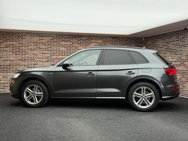 Audi Q5 50TFSI e quattro S line Pano Trekhaak Adaptieve dempers Carplay