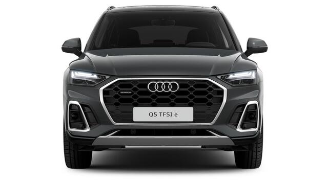 Audi Q5 50 TFSI e S edition Panoramadak - Multifunctioneel stuur plus - interieurvoorverwarming - Audi soundsystem - Achterbank plus - Sportstoelen - stoelverwarming voor - Assistentiepakket City -